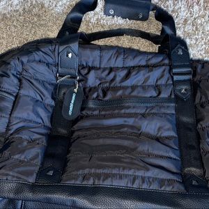 Medium sized duffel bag